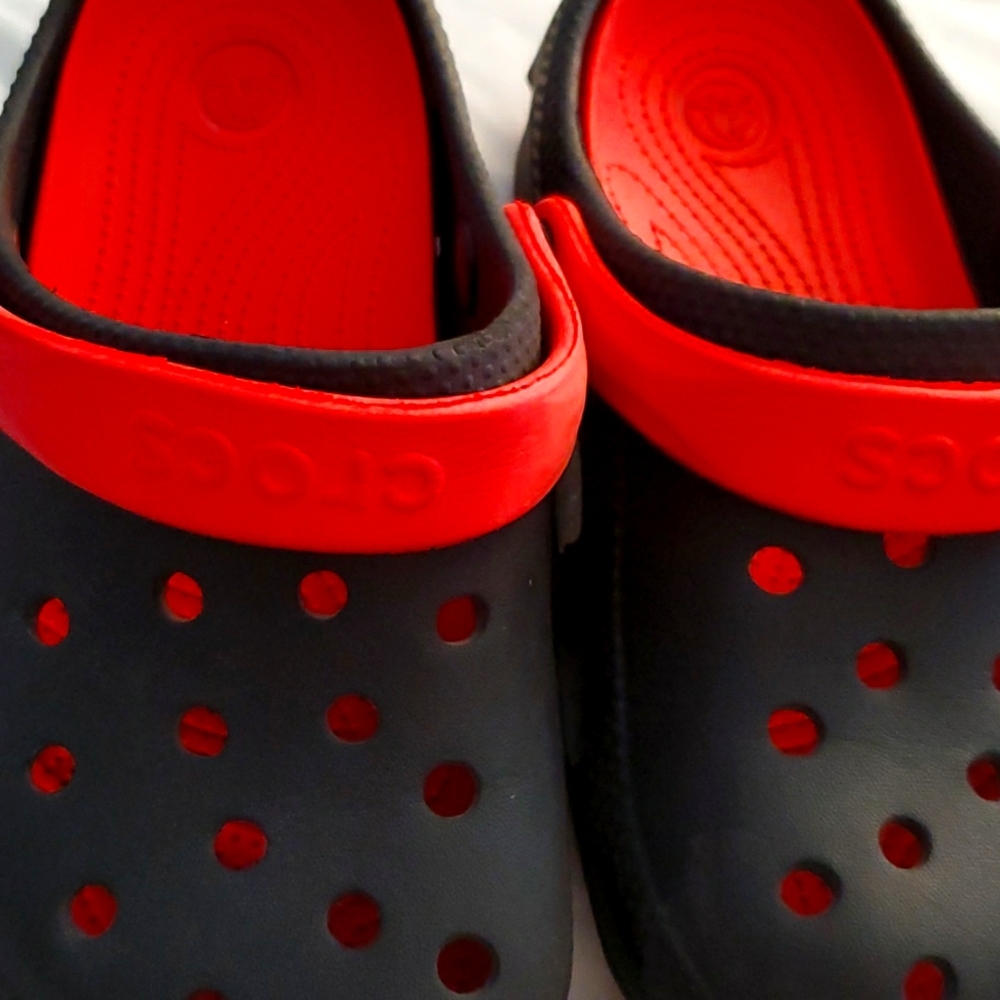 Kids crocs